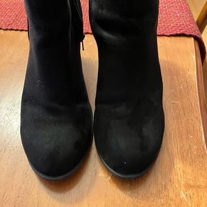 Women’s black suede ankle boots. 2 3/4 inch heel. Side zip